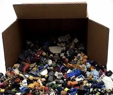 LEGO 1lb Minifgure Lot Star Wars Ninjago Marvel Etc All Minifigure Parts Only