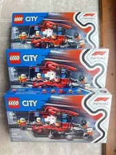 LEGO CITY (60443)  -  F1 Pit Stop & Pit Crew with Ferrari Car (Lot of 3)