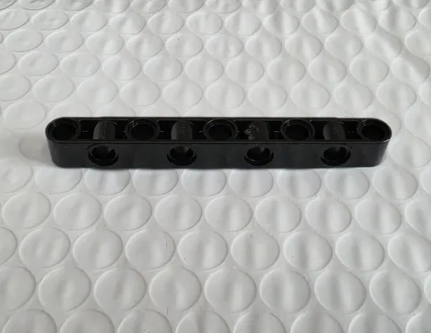 NEW LEGO 1X BLACK BEAM 9M W/4.85 HOLE NO.1 #6612.