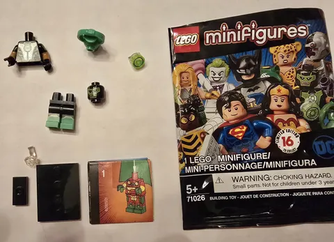 LEGO Green Lantern Minifigure 71026 DC Collectible Series  (opened)