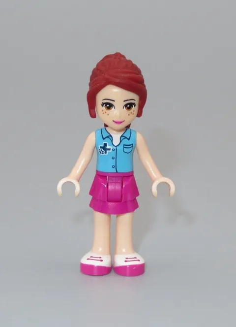 LEGO Friends Mia Vet red hair pink skirt  minifigures 41085