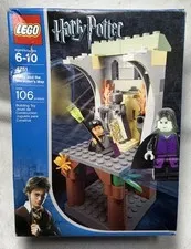 4751 LEGO HARRY POTTER MAURADER'S MAP  New/Other, box damage, complete