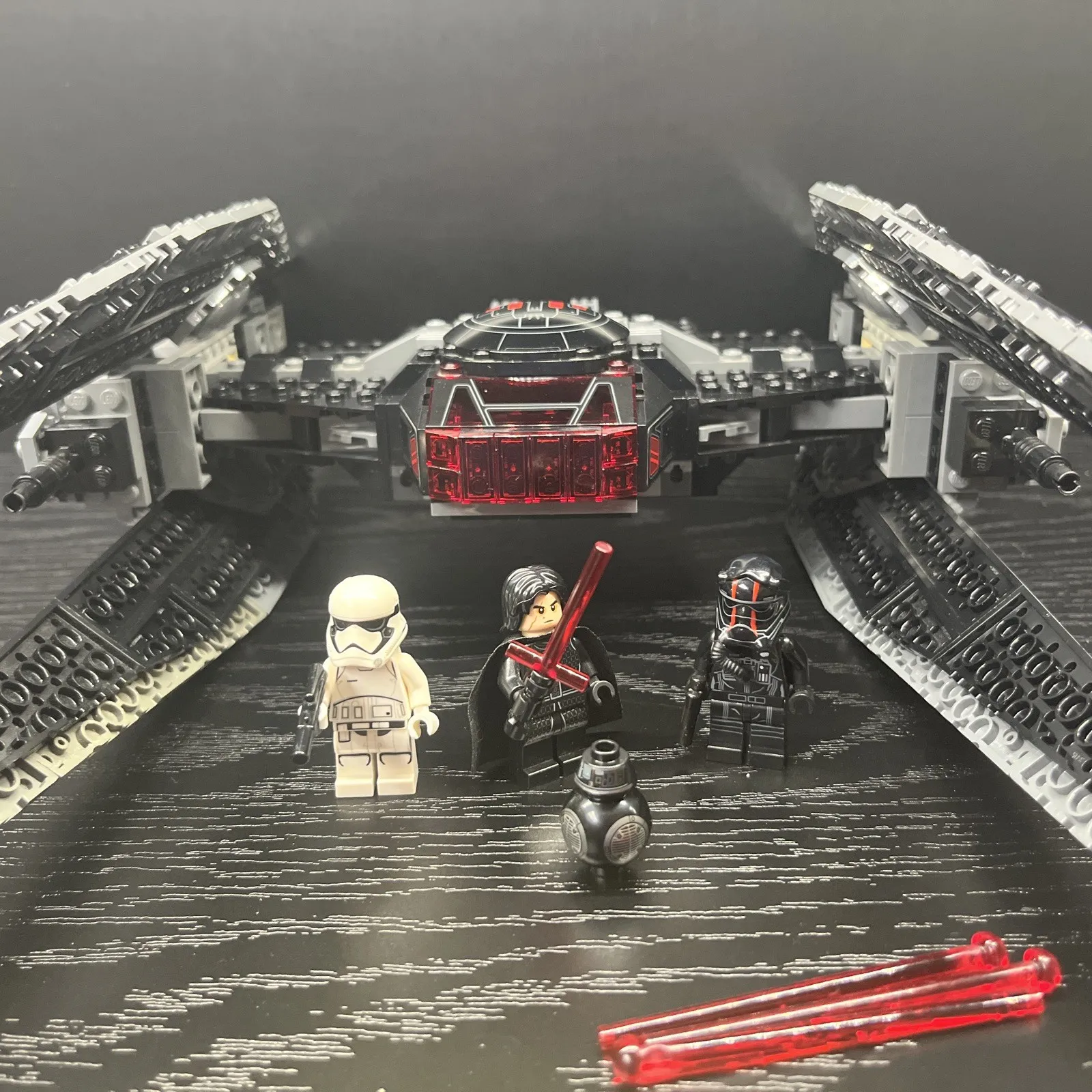 LEGO Star Wars: Kylo Ren's Tie Fighter (75179) - 100% Complete Retired Set