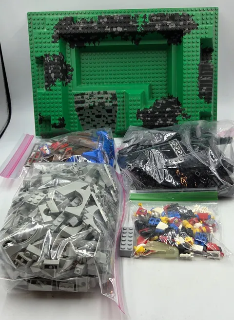 LEGO Castle: Royal Knight's Castle (6090) - COMPLETE with MANUAL!