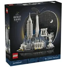 LEGO Architecture New York City The Big Apple Set 21066 Skyline Display 1465pc