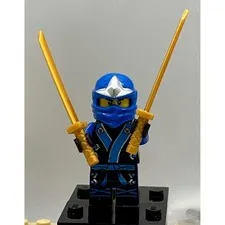 LEGO Ninjago Jay Minifigure Blue Ninja with Gold Katanas and Accessories