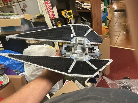 LEGO Star Wars: TIE Striker (75154) with 1 mini figure