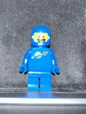 LEGO Blue Spaceman Minifigure BENNY: Benny's Space Squad LEGO Movie 70841