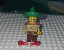 LEGO (8684) CMF Series 2 Mariachi / Maraca Man Minifigure col02-1 Complete Set