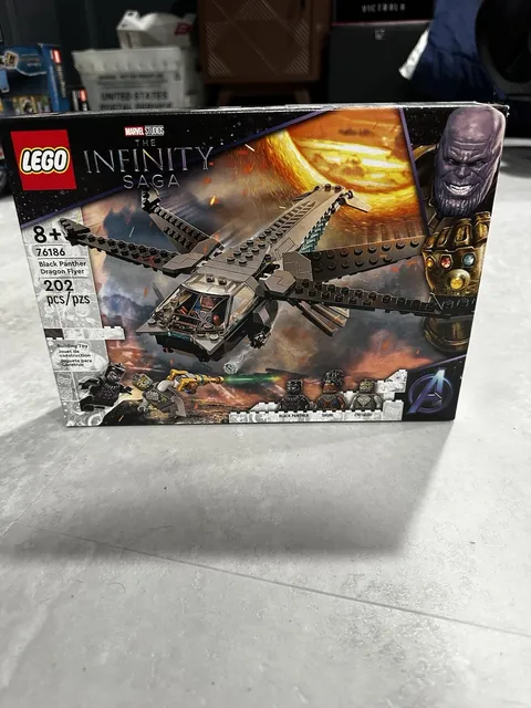 LEGO Super Heroes: Black Panther Dragon Flyer (76186)