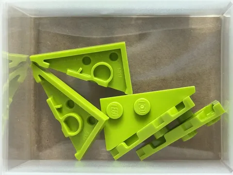 LEGO Parts - Lime Wedge, Plate 4 x 2 Right, Pointed - No 65426 - QTY 5
