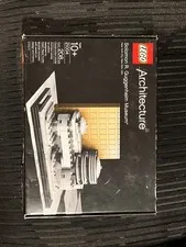 LEGO ARCHITECTURE: Solomon Guggenheim Museum (21004) NEW IN UNOPENED BOX