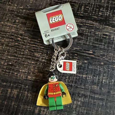 LEGO BATMAN First 1st Series ROBIN Key Chain Ring 851687 2006 s06 DC Comics Rare