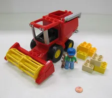 Lego Duplo FARM COMBINE HARVESTER RIDING VEHICLE Complete 4973 FARMER BARN 2007