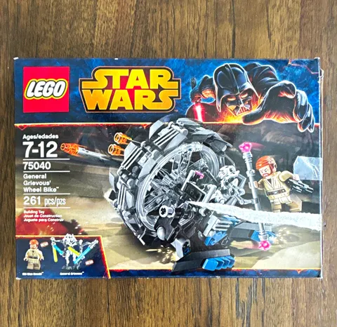 LEGO Star Wars 75040 General Grievous' Wheel Bike 261 pcs Ages 7-12 Damaged Box