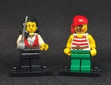 LEGO Female Pirate And First Mate Minifigures Lot