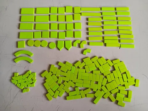LEGO BULK LOT OF 194 LIME GREEN  SMOOTH TILES 1X1 1X2 1X4 1X8 2X2 2X4