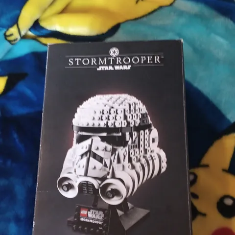 LEGO Star Wars Helmet Collection 75276 Stormtrooper Helmet 647pcs 18+ Box