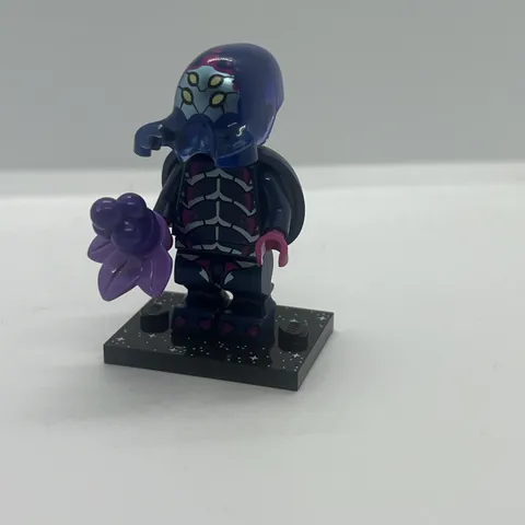 LEGO Series 26 Minifigures 71046 - Brand New - alien beetlezoid