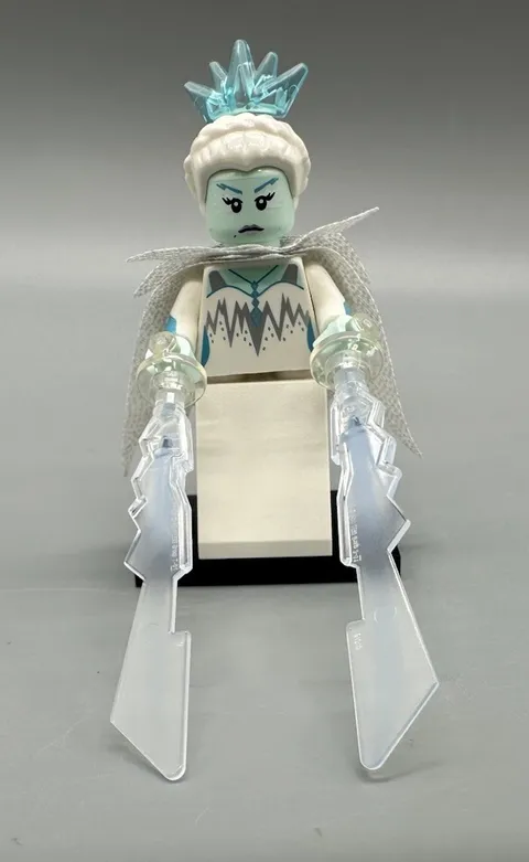 Lego Ice Queen Minifigure Collectible Series 16 Complete CMF Lot 71013 Retired 