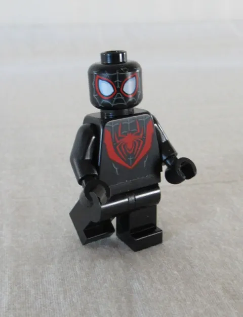 Lego Miles Morales Spider-Man Minifigure Daily Bugle Set #76342 2026