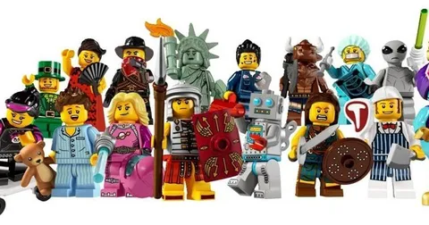 LEGO 8827: Minifigure Series 6 | Choose One