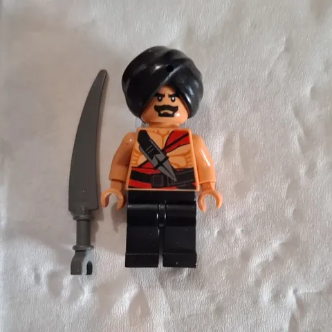 LEGO Temple Guard 2 Genuine Rare With Flat Silver Scimitar Sword