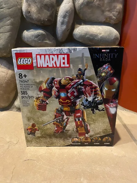 Lego THE HULKBUSTER THE BATTLE OF WAKANDA Set 76247 Sealed Retired