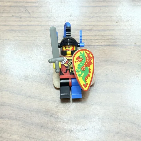 Lego Castle Minifigure cas219 Dragon Knights Dragon Master Blue Plumes - 1993