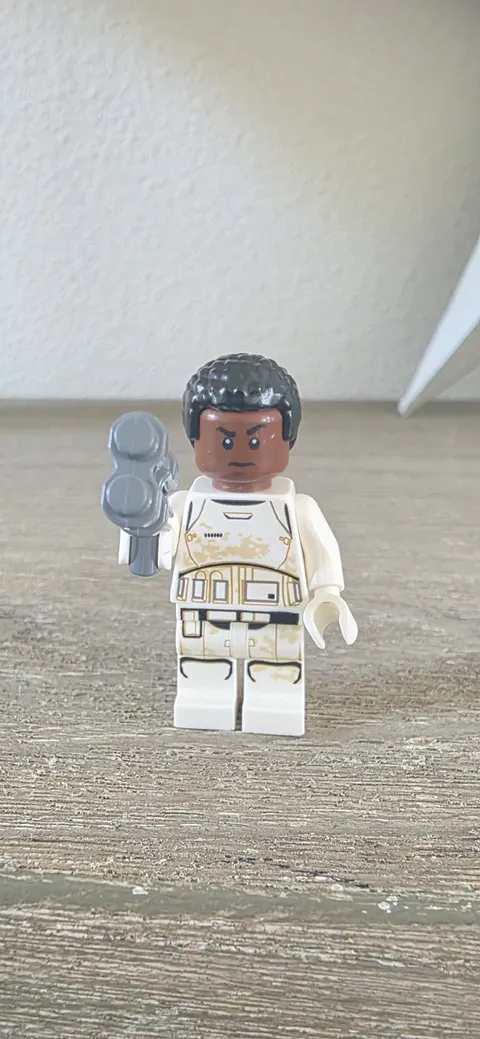 LEGO Star Wars Finn (FN-2187) minifigure