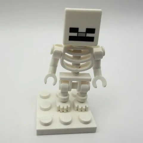 LEGO Minecraft Skeleton Minifigure - part min011 - 1pc
