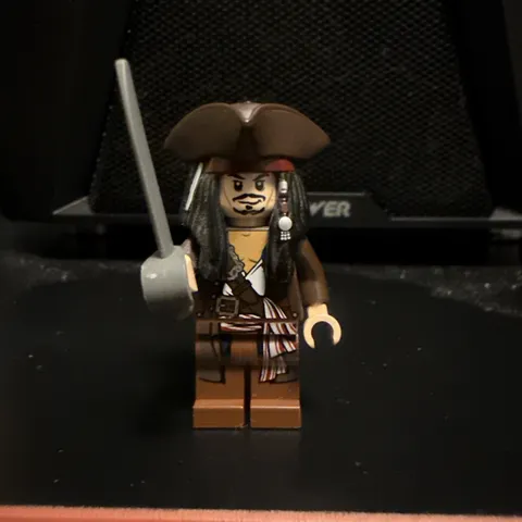 Lego Captain Jack Sparrow 4193 4194 4195 Pirates of the Caribbean Minifigure