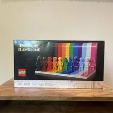 LEGO Icons: Everyone Is Awesome (40516)