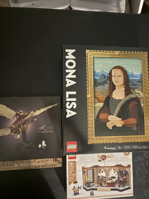 Leonardo Da Vinci Lego Bundle Mona Lisa (31213), Flying Machine 10363, and GWP
