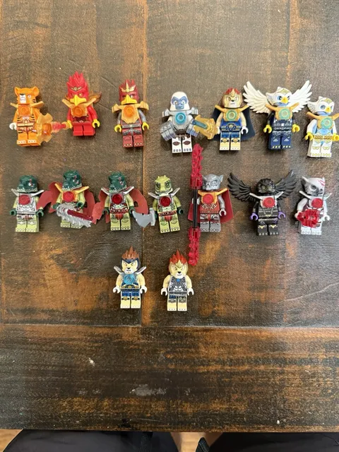 LEGO Legends of Chima Minifigure Lot w/ Accessories Weapons Wings Helmets