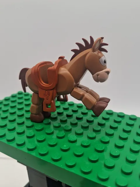 Bullseye 2009 Horse Saddle Toy Story LEGO Minifigure Mini Figure