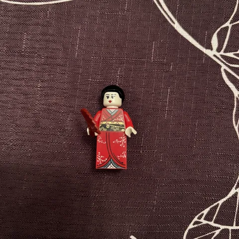 New Kimono Girl Series 4 CMF Geisha Japanese Fan LEGO Minifigure Mini Figure