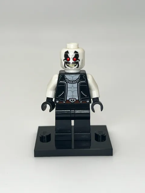 LEGO Super Heroes: Justice League: Lobo Minifigure (76096/sh0490) [NO HAIR]