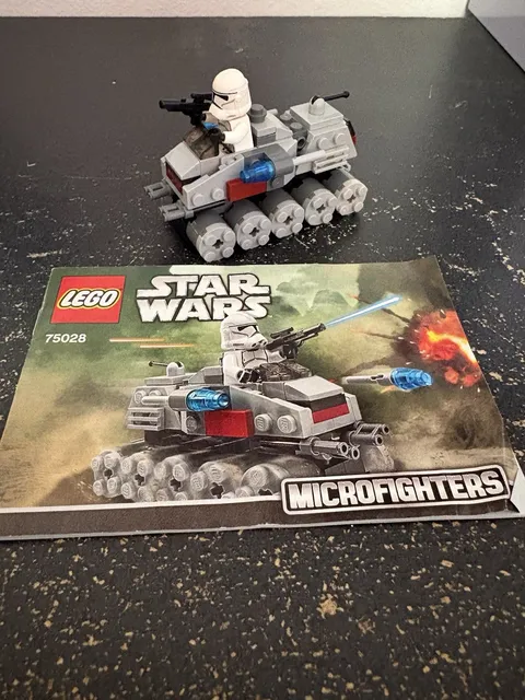 LEGO Star Wars: Clone Turbo Tank Microfighter (75028)