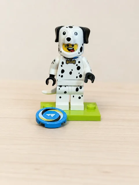 LEGO Dalmatian Minifig (col467) Series 28 Complete w/ Stand