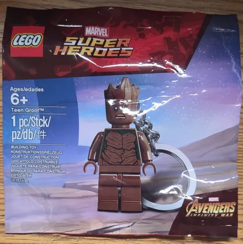 RETIRED LEGO Marvel Avengers Infinity War Teen Groot Keychain 5005244
