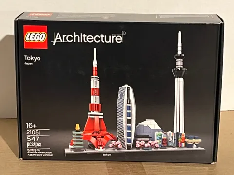 LEGO ARCHITECTURE: Tokyo (21051). New in Sealed Box. Retired.