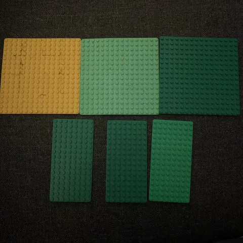 LEGO Base Plate Lot 3 (8x16) & 3 (16x16)