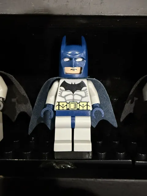 Lego 06 Batman Bat022 Cracked Torso