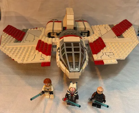 LEGO Star Wars T-6 Jedi Shuttle (7931) + 3 Minifigures Obi, Shaak Ti, Anakin Sky