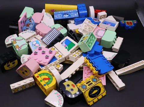LEGO assorted bricks decorated rare bricks  inv 4