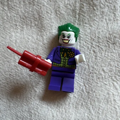 LEGO Joker DC Superheroes Mini-figure Dynamic Duo Funhouse Escape WITH DYNAMITE