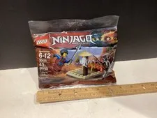LEGO NINJAGO: Cru Master's Training Grounds (30425)