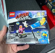 LEGO The LEGO Movie 2 Benny's Space Squad 70841 Sealed Gradeable Box is PERFECT