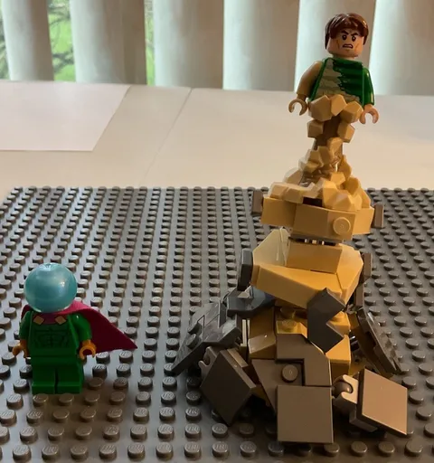 LEGO 76178 Daily Bugle Minifigures Mysterio Sandman + Extended Build